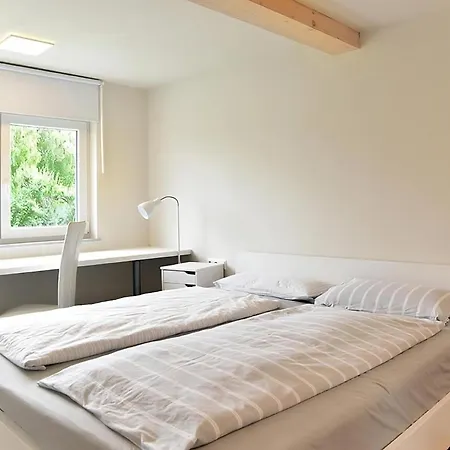 Spreebogen Apartment